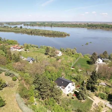 Honey House Novi Slankamen