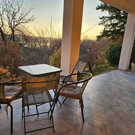 Villa Honey House Novi Slankamen