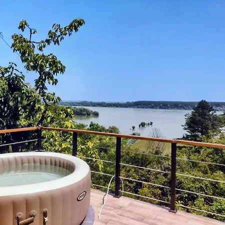 Honey House * Novi Slankamen