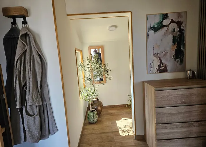 וילה Honey House Novi Slankamen