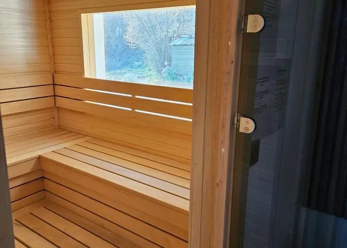 Honey House * Novi Slankamen