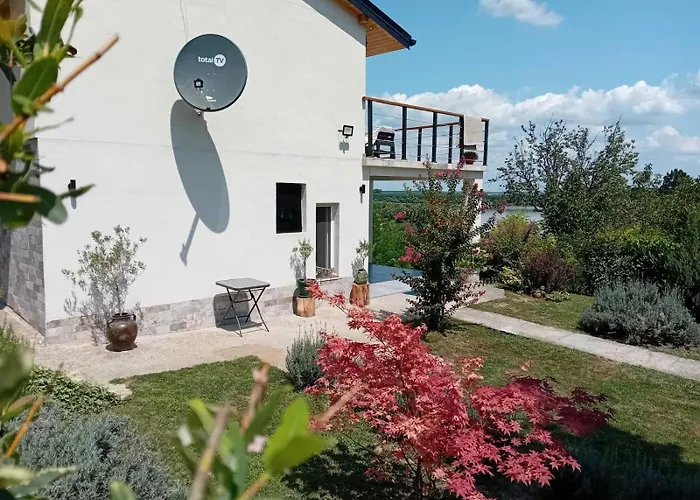 וילה Honey House