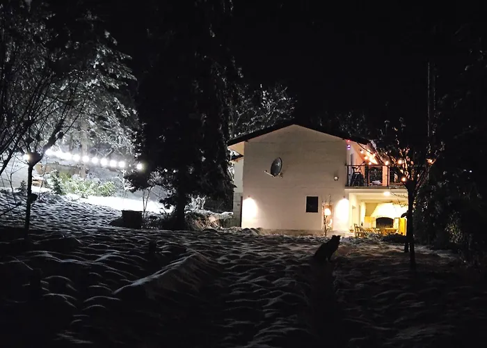 וילה Honey House